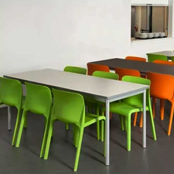 Cafeteria Table Manufacturers in Delhi