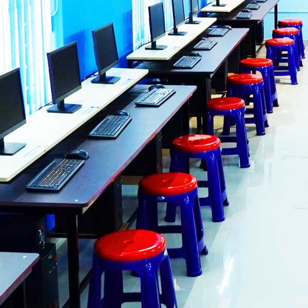 Robotics Chairs Manufacturers in Delhi