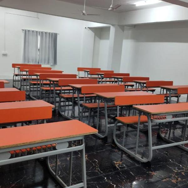 Senior Classroom Bench Manufacturers in Delhi