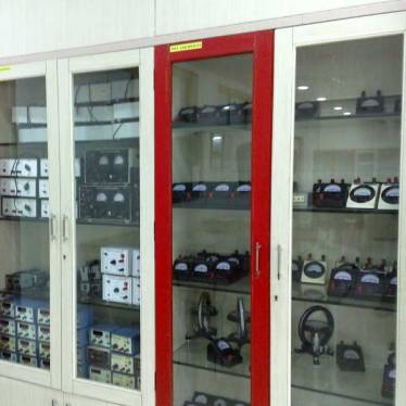 Physics Lab Storage Manufacturers in Vadodara