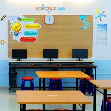 Robotics Teacher Table Manufacturers in Vadodara